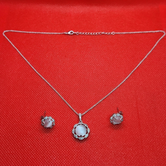 Elegant Stainless Steel Necklace and Earrings with White Cat's Eye Stones - Picture 3 of 5